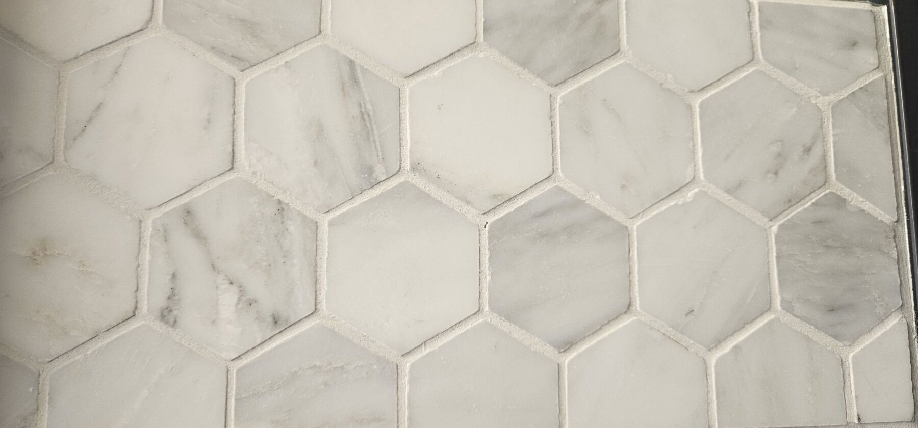 Hampton Hexagon Mosaic - Freelands Tiles